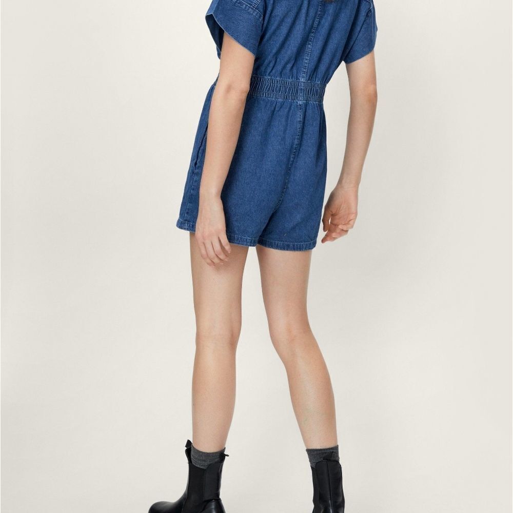 Nasty gal Denim short sleeve pocket romper Size 2 in denim - Picture 2 of 6